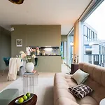 Апартаменты Modern Riverside Retreat Gruenerlokka With Balcony *