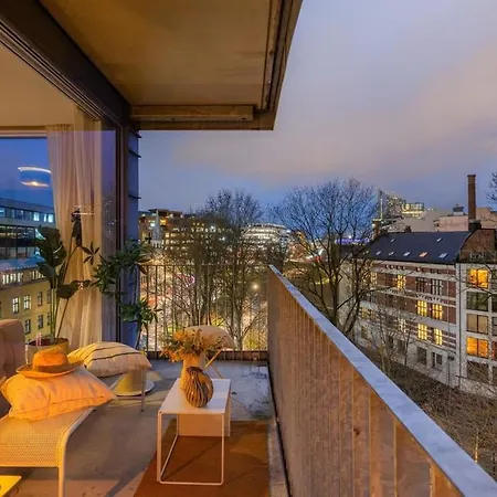 Modern Riverside Retreat Gruenerlokka With Balcony * Oslo
