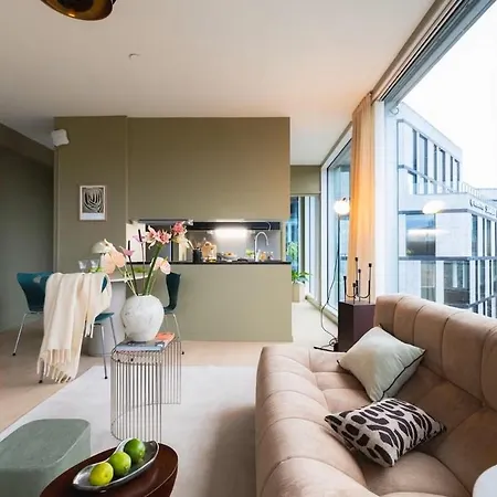 Apartmán Modern Riverside Retreat Gruenerlokka With Balcony *