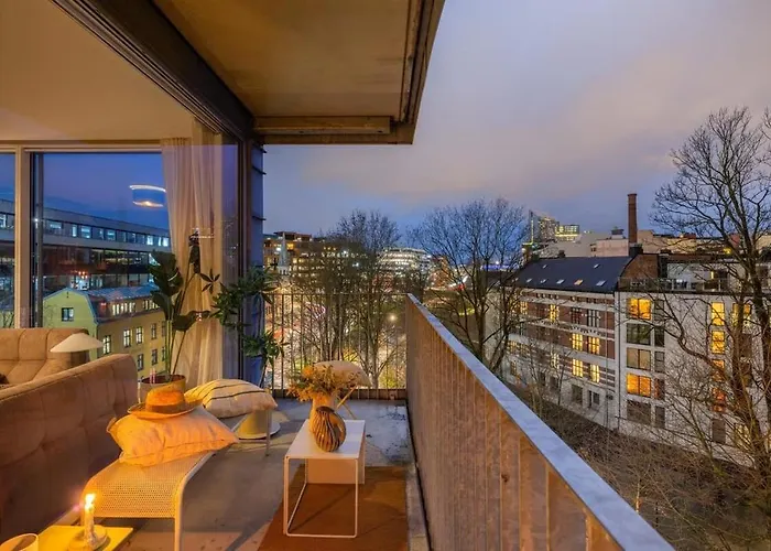 Modern Riverside Retreat Gruenerlokka With Balcony * Oslo