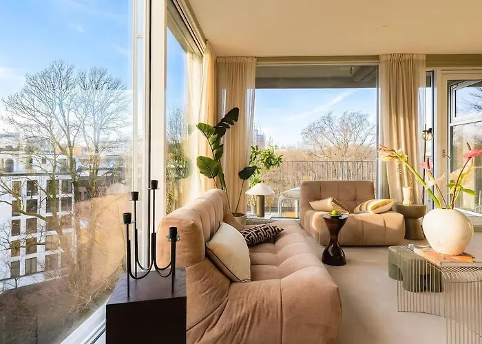 Modern Riverside Retreat Gruenerlokka With Balcony * Oslo