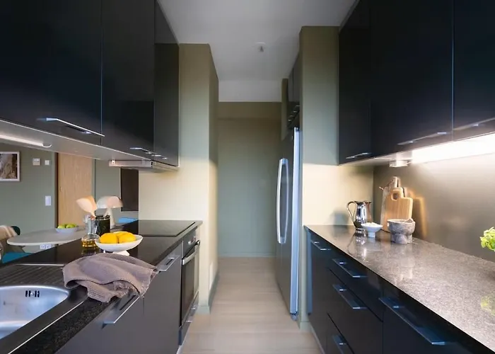 Modern Riverside Retreat Grünerløkka With Balcony Apartment